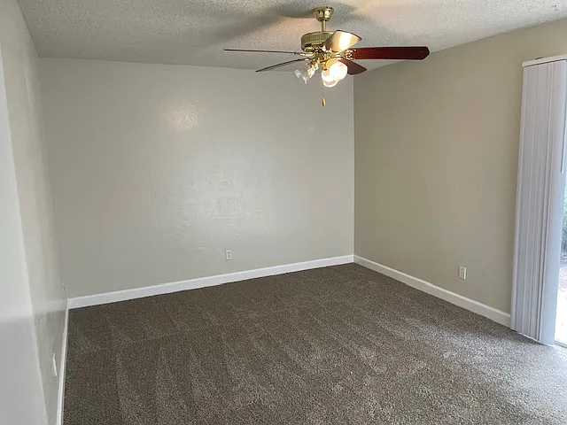 Casa Linda Apartments — Photo 25