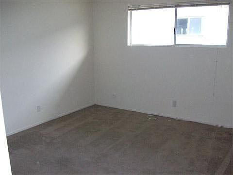 2nd image of 14727 Prairie Ave APT 2