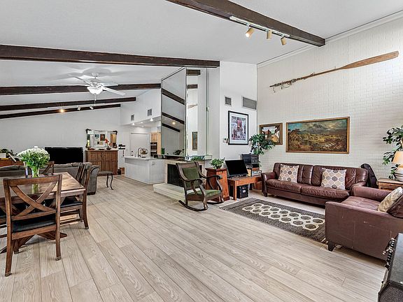 5th image of 6582 Patio Lane