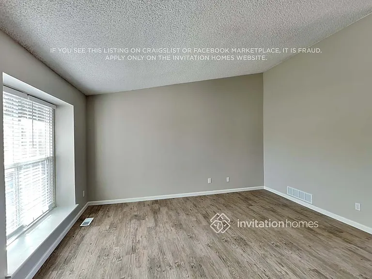 5829 S Perth Pl — Photo 6