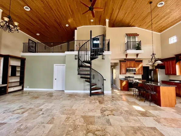 50 Still Meadow Rd, Lucasville, OH 45648