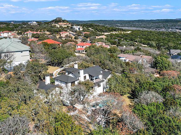 2nd image of 43 Galleria Dr