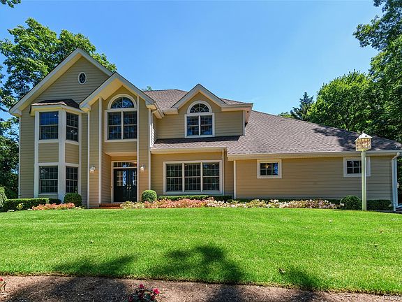 2nd image of 33 Walters Avenue