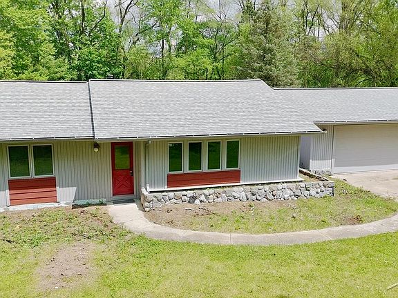 3rd image of 3087 E Gordonville Rd