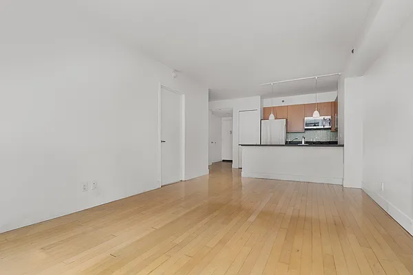 Rented by REAL New York | media 20