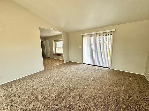 4th image of 2821 Peartree Ln