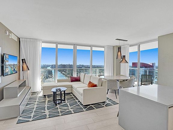 3rd image of 4010 S Ocean Dr Unit R1108