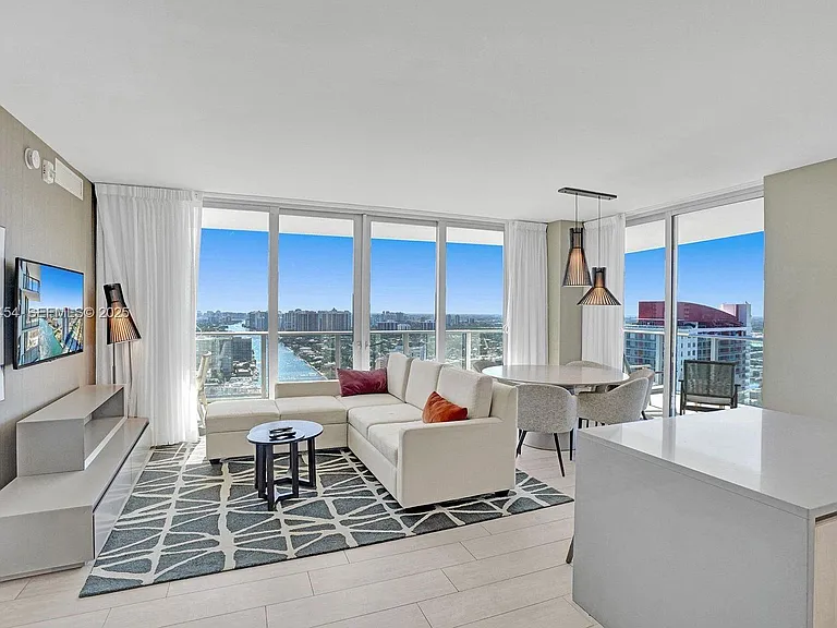 4010 S Ocean Dr #R1108 — Photo 3