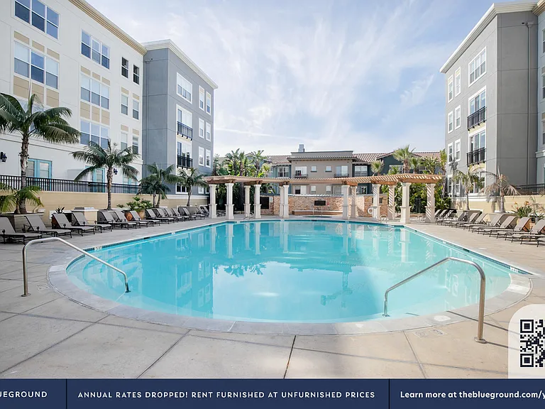 Building's Swimming pool