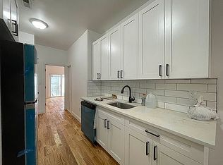 5891 54th St APT 1L, Maspeth, NY 11378