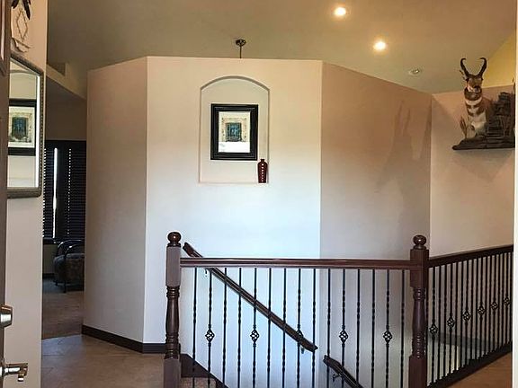 2nd image of 603 W 46th St