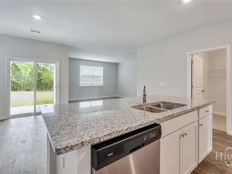 201 Coby Ln — Photo 10
