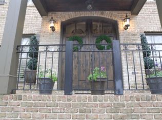 1121 E Lake Dr, Gainesville, GA 30506