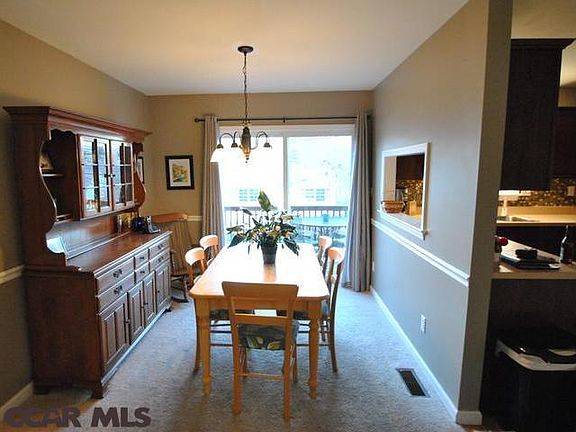 3rd image of 206 Amblewood Way