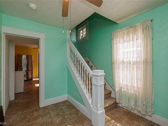 4th image of 2403 E 34th St