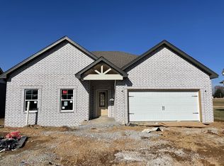 736 Jersey Dr, Clarksville, TN 37043