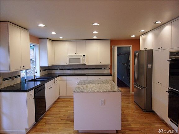 3rd image of 5612 125th Ave SE