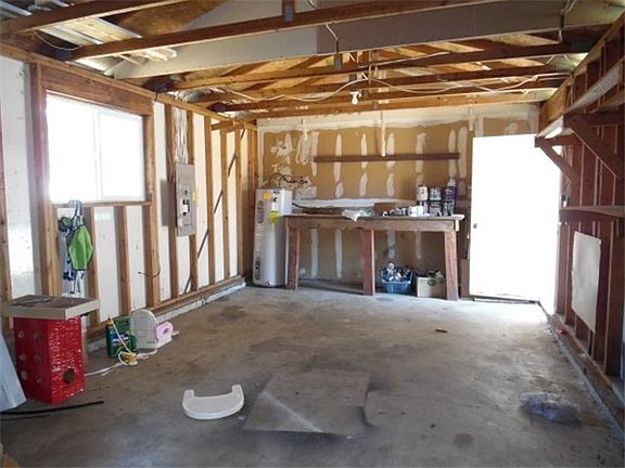 2nd image of 119 Jalyn St