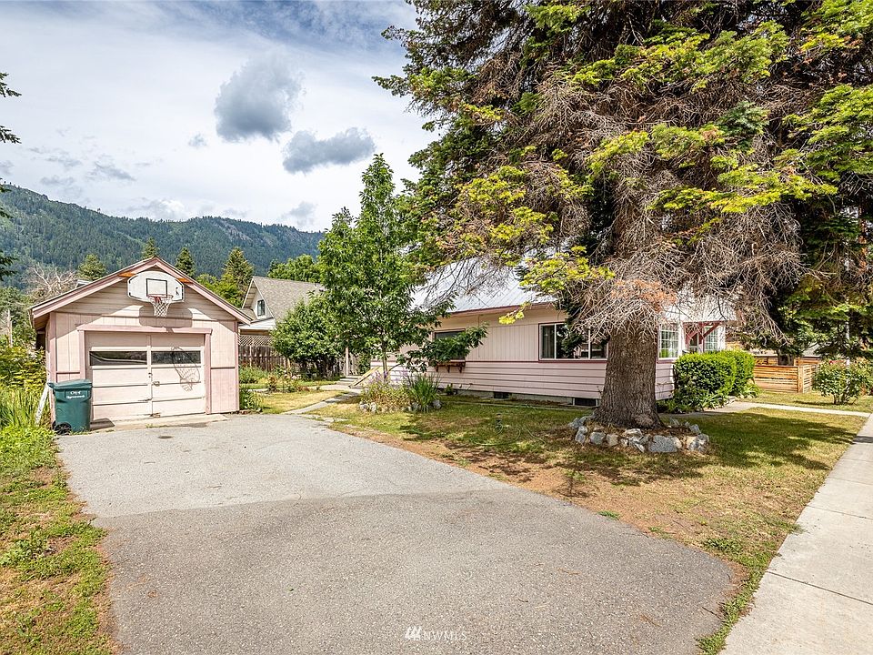 423 Burke Avenue, Leavenworth, WA 98826 Zillow