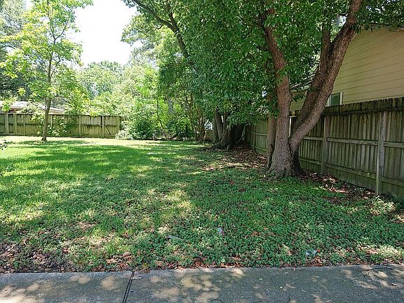 5th image of 5029 Pinemont Dr