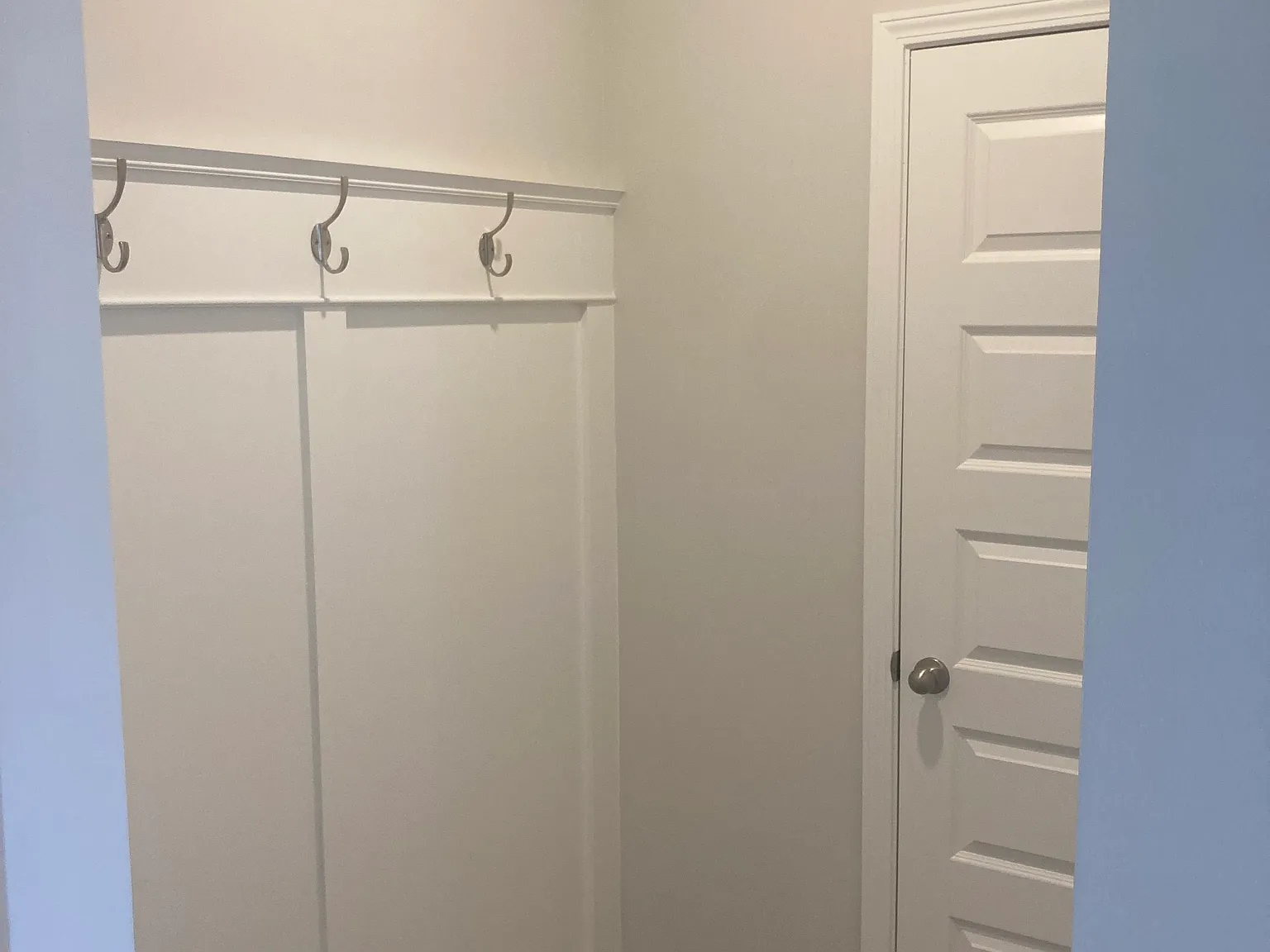 5 bed, 2222 sqft, $2,600 — Photo 4