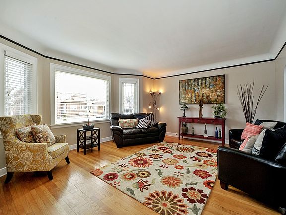 3rd image of 3116 N Nordica Ave