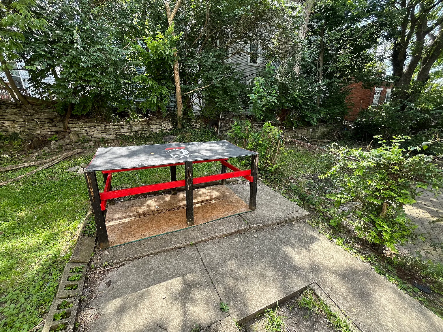 5 bed, 2200 sqft, $3,500 — Photo 4