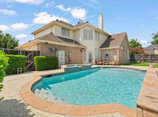 1813 Stewart Dr, Carrollton, TX 75010