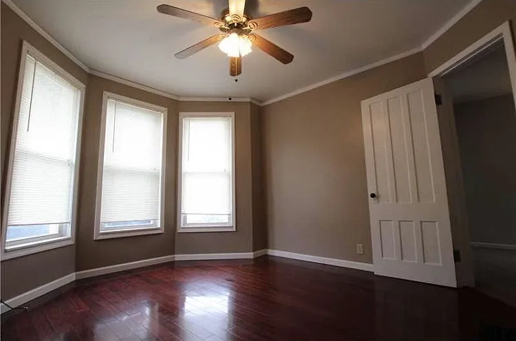 871 W Main St — Photo 11
