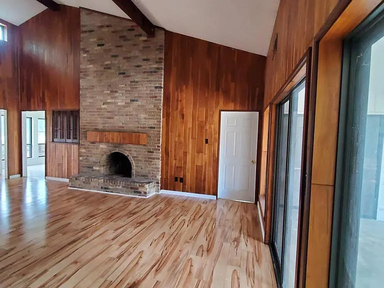 1511 Estates Way — Photo 6