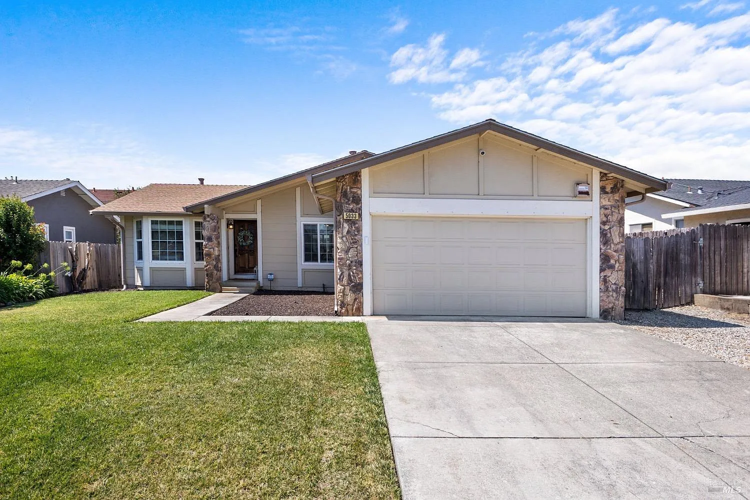 5033 Brittany Drive photo 1