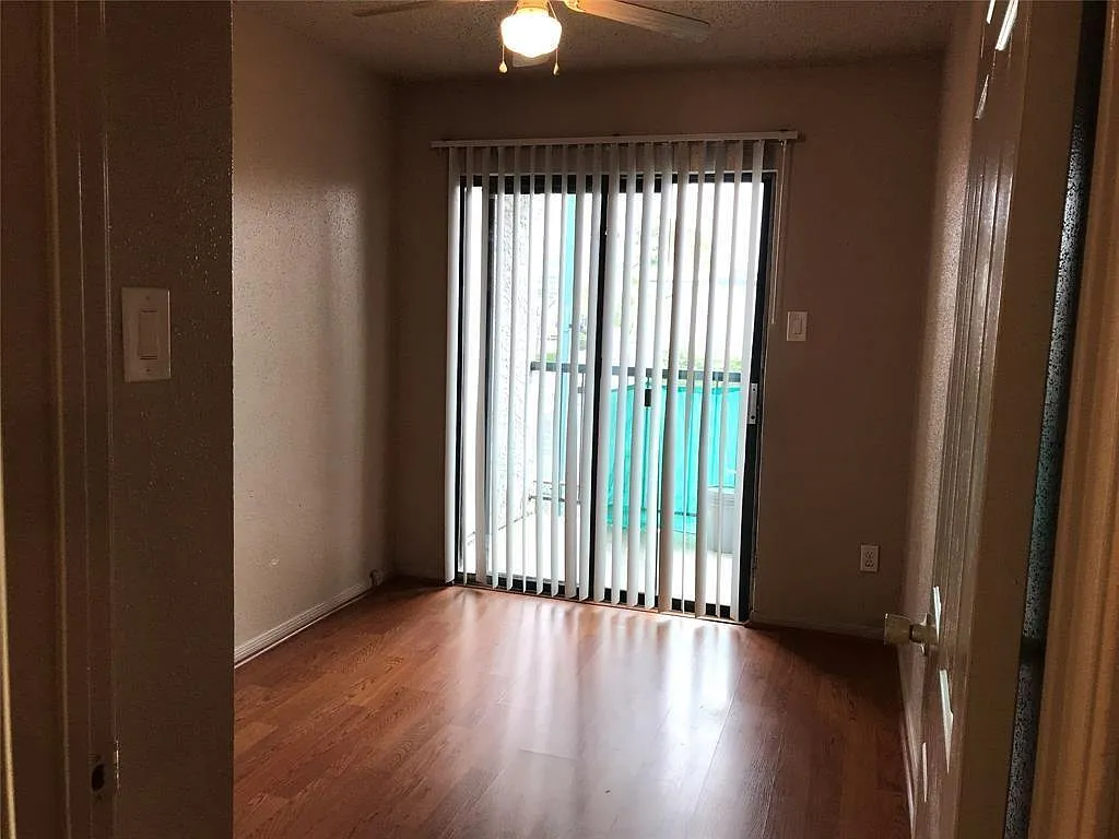 2 bed, 1.0 bath, 780 sqft, $1,100 — Photo 3