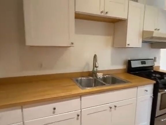 3rd image of 3938 N Ashland Ave #2R