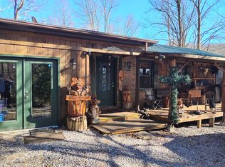 72 N Brooks Cove Rd, Hayesville, NC 28904