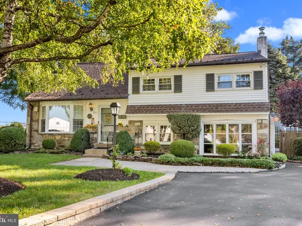 951 Birch Rd, Warminster, PA 18974