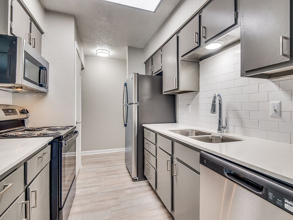 1st image of 800 Link Dr #2-818