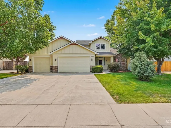 689 Triumph Dr, Middleton, ID 83644