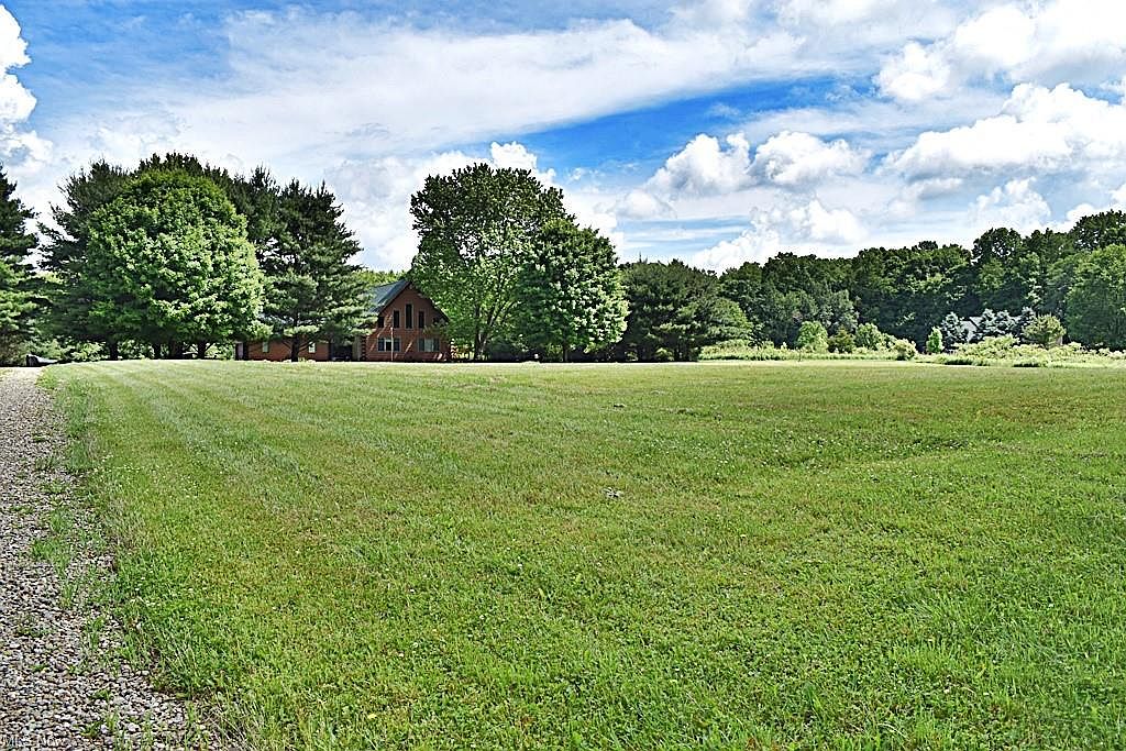 5621 Schustrich Rd Mantua Oh Zillow