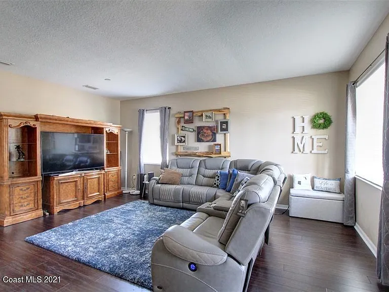 3280 Recco Pl — Photo 3