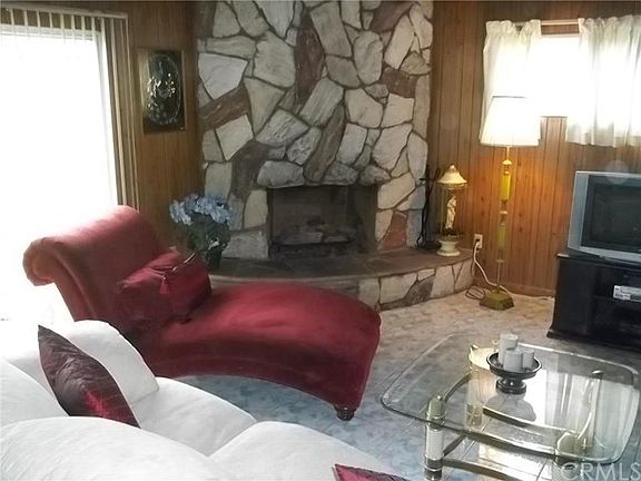 4th image of 15343 Starbuck St