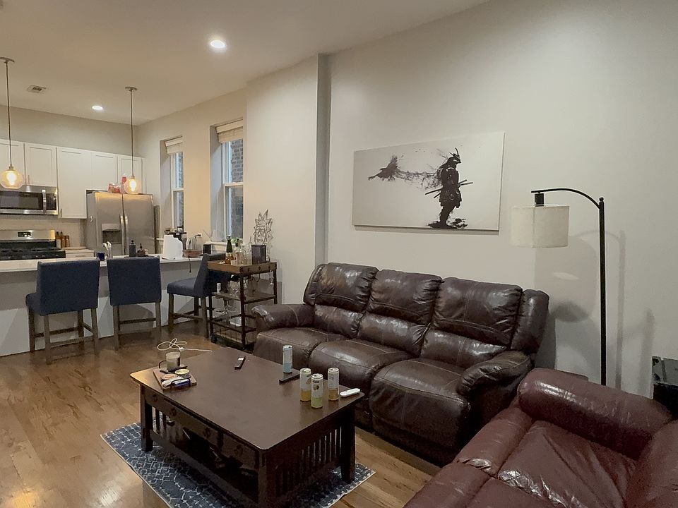 1st image of 734 N Throop St APT 4R