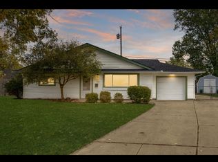3840 Saranac Cir, Dayton, OH 45429