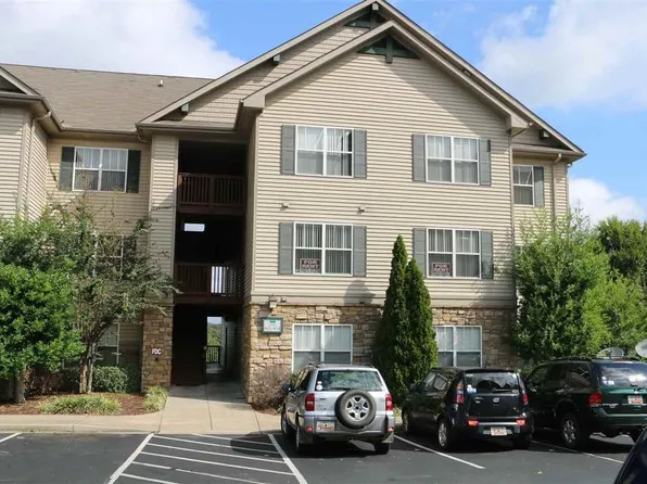 822 Harts Cove Way, Seneca, SC 29678