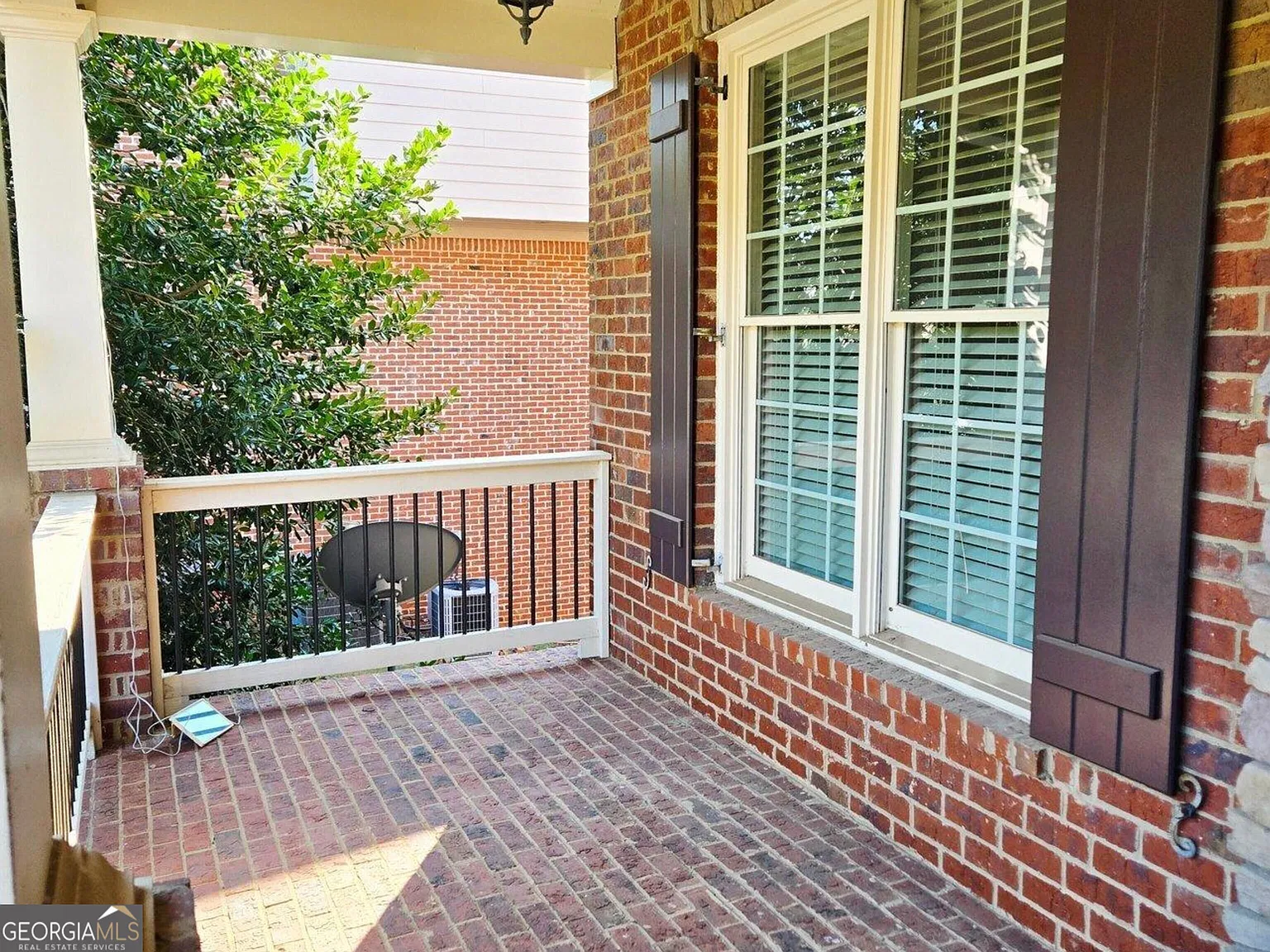 6 bed, 5001 sqft, $4,600 — Photo 4