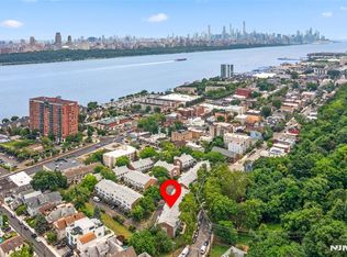 477 Undercliff Ave, Edgewater, NJ 07020