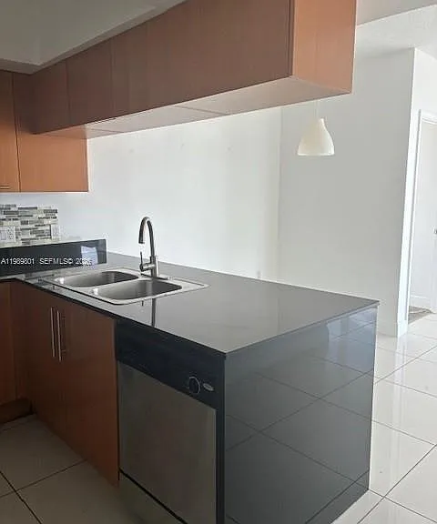1750 N Bayshore Dr #1714 — Photo 6
