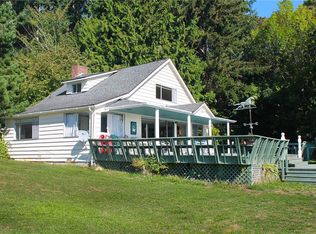 11635 SW Shawnee Rd, Vashon, WA 98070