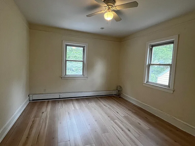 195 Pleasant Ave #2 — Photo 11