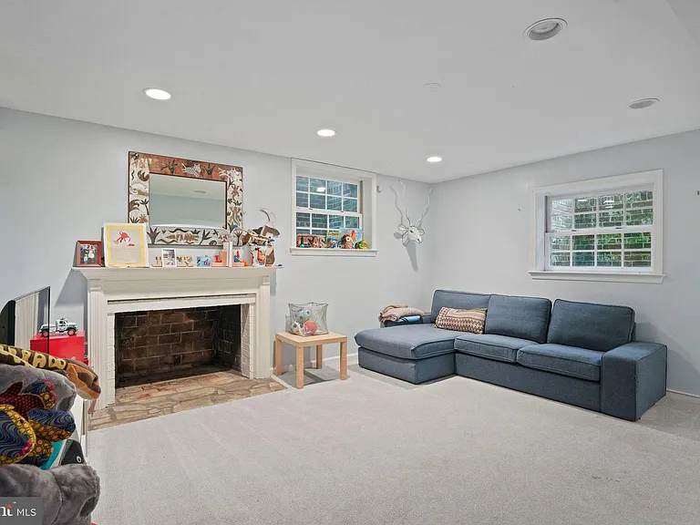 5320 Albemarle St — Photo 26