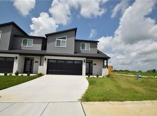 491 Amethyst Rd, Centerton, AR 72719